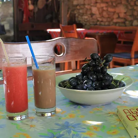 بيت ضيافة Emona نيسيبار