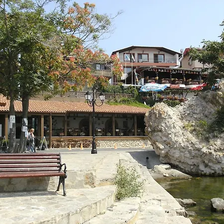 Emona 2*